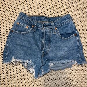 High Wasted Levi Short